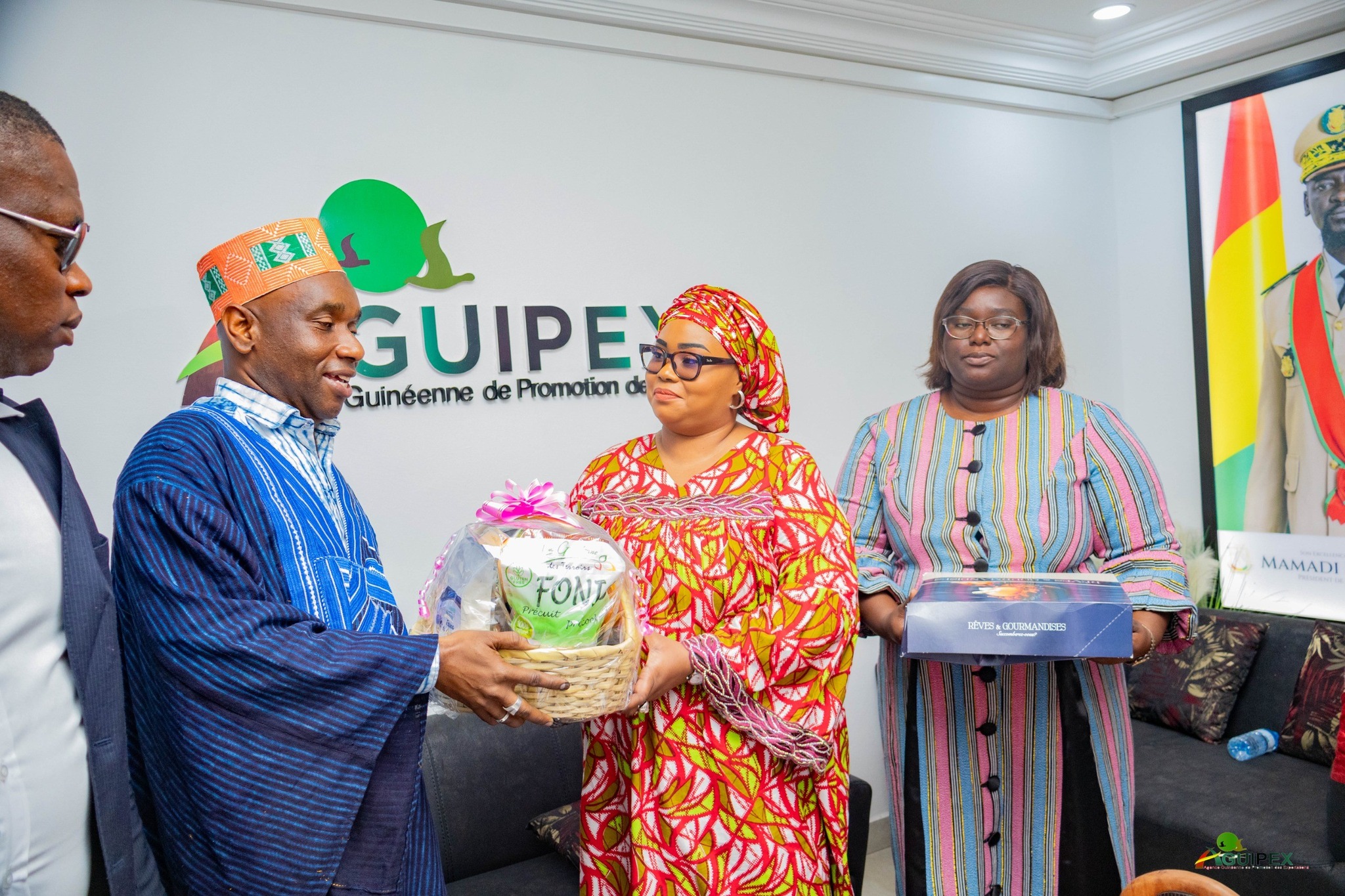 Visite de Mme la Ministre dans les locaux de l'AGUIPEX - Image 3